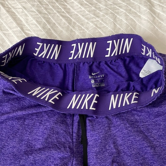 Nike shorts - Picture 2 of 5